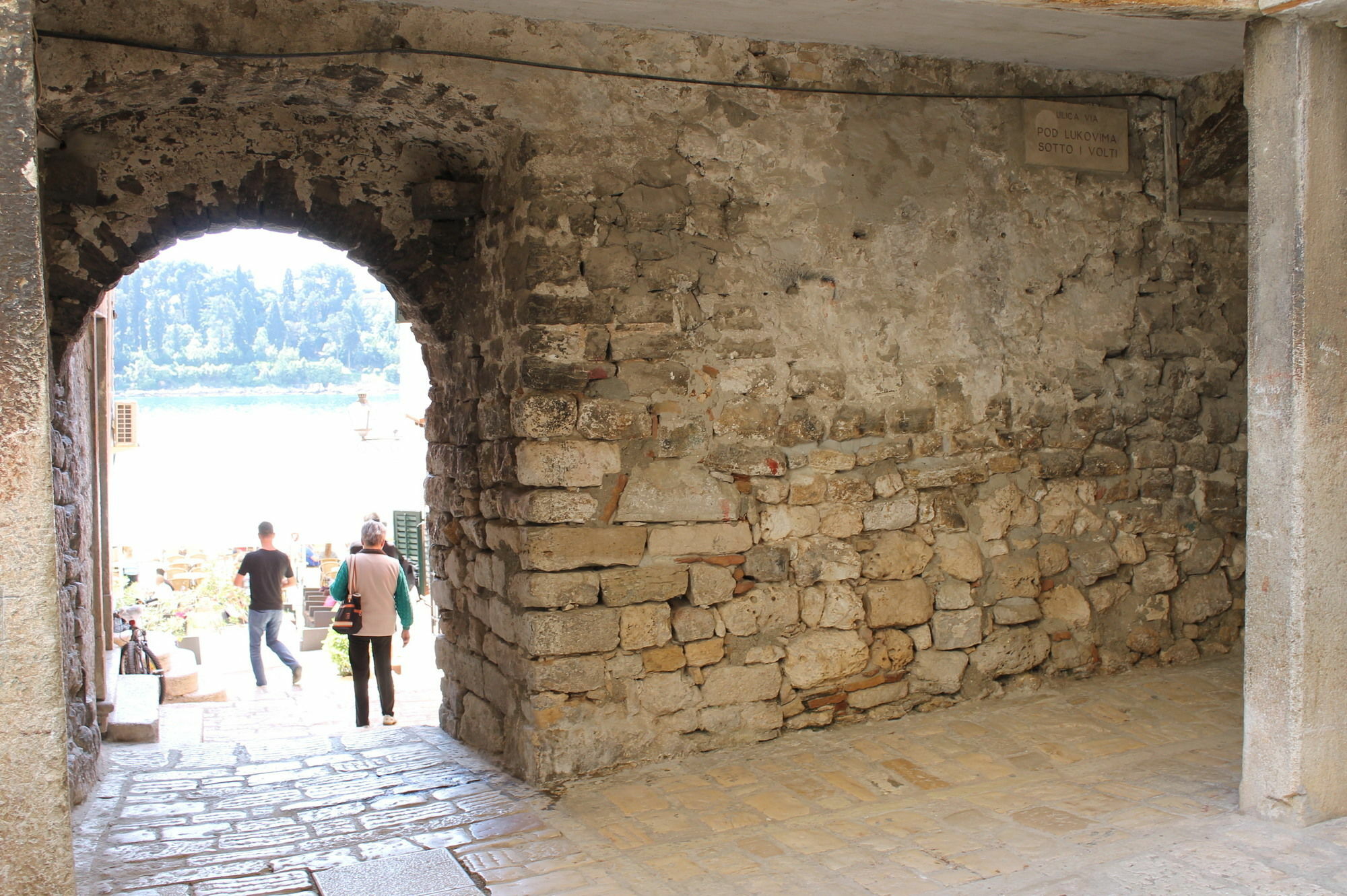 Guest House Sotto I Volti Centro Storico Ρόβινι Εξωτερικό φωτογραφία