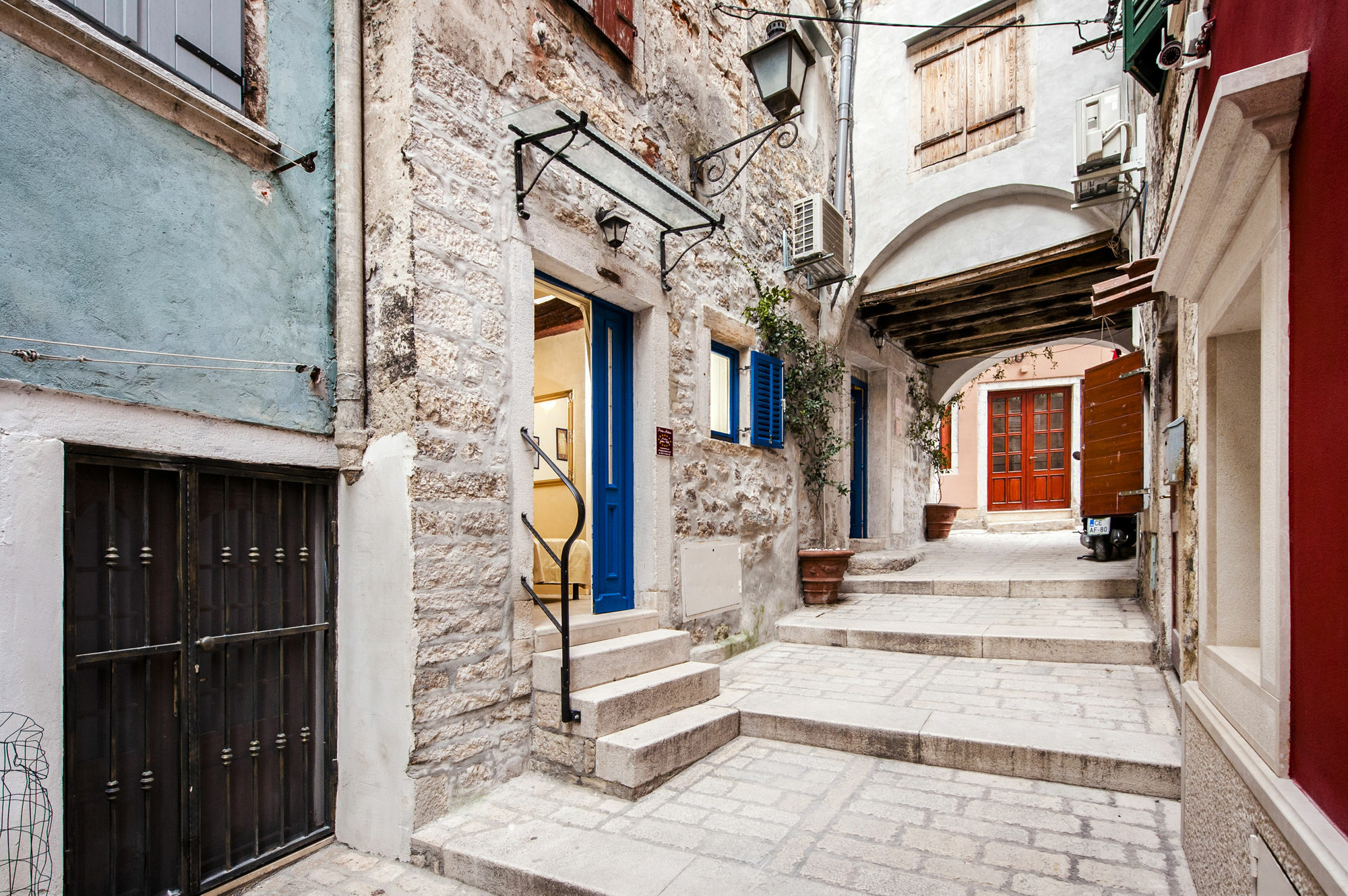 Guest House Sotto I Volti Centro Storico Ρόβινι Εξωτερικό φωτογραφία